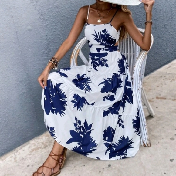 New Print Tie Back  Maxi Dress - Picture 12 of 13